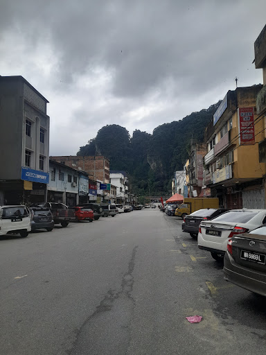 Ainin Butik Kecantikan