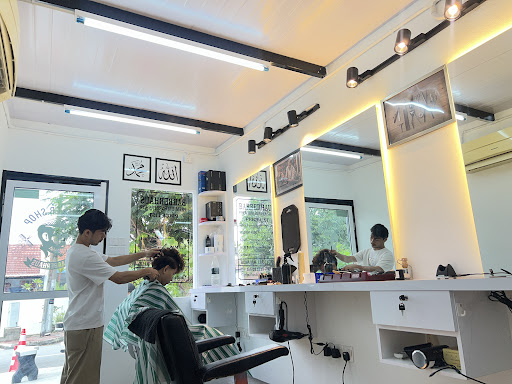 BARBERHAUS