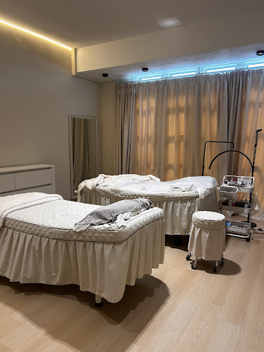 Darl Beauty Studio