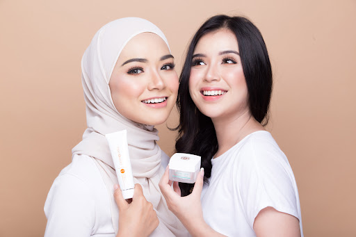 Dermourra Aesthetic- laser.aesthetic.wellness