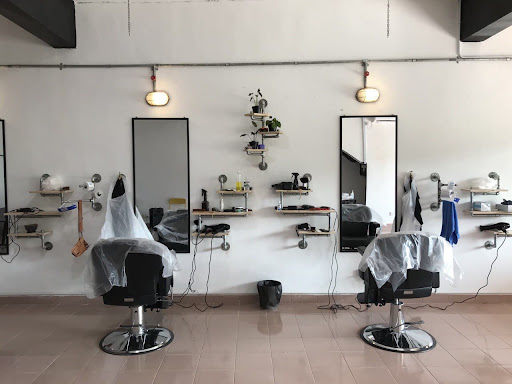 Gunting Rambut Orang (G.R.O) Barbershop