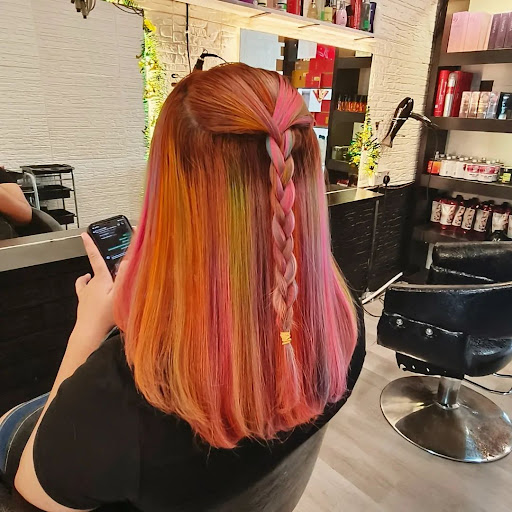 Hair Zone Beauty Salon Kota Samarahan
