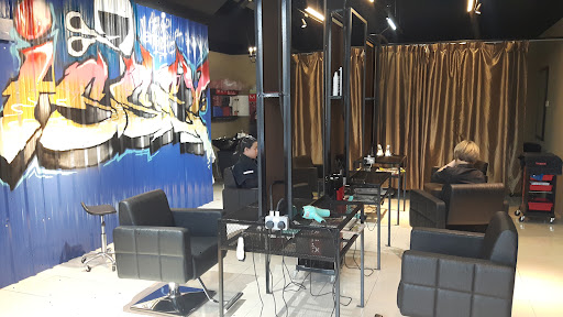 Issey Hair Studio