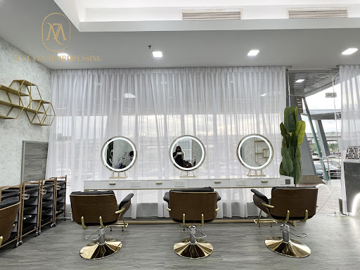 M Seven Hairdressing