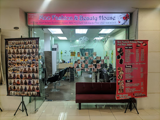 Moo Fashion & Beauty House