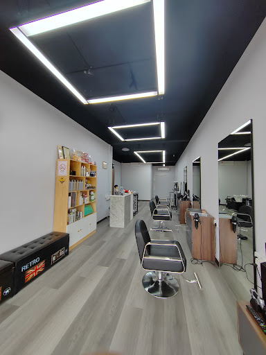 S-CUT STUDIO
