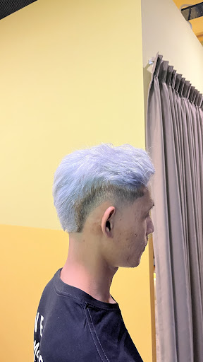Tik Top Premium Hair Salon | Ulu Tiram