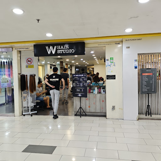 Wes hair salon (W hair studio)